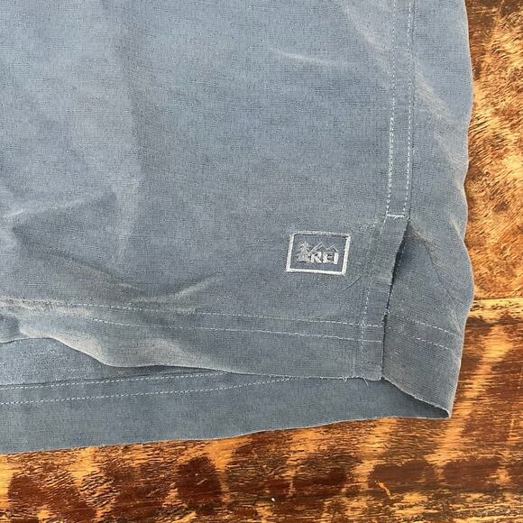 REI Co-op Vintage Blue Button-Up Shirt XXL Modal Rayon Blend Outdoor Casual - Picture 9 of 9